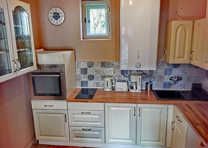 Dolce Weekend Balaton 公寓 *